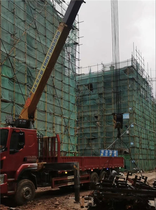 湖里区“慢工细活”—— 吊车的 “微动控制” 技术